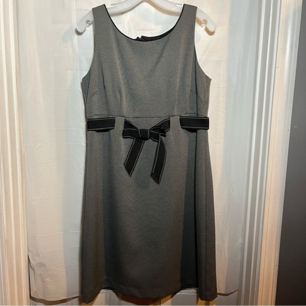 Studio 1 Knee Length‎ Dress Womens Size 10 Bow Tie Holiday Party Black White